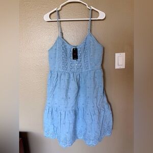 Levi’s Eyelet Lace Tiered Sundress Blue Spaghetti Strap Size Medium NWT